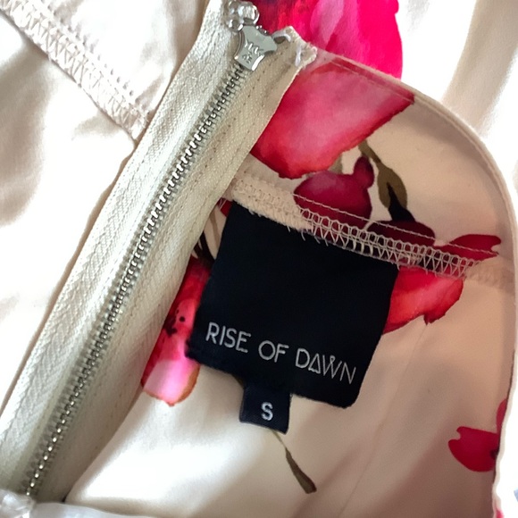 Gorgeous floral print flowy open leg pants - Picture 13 of 15